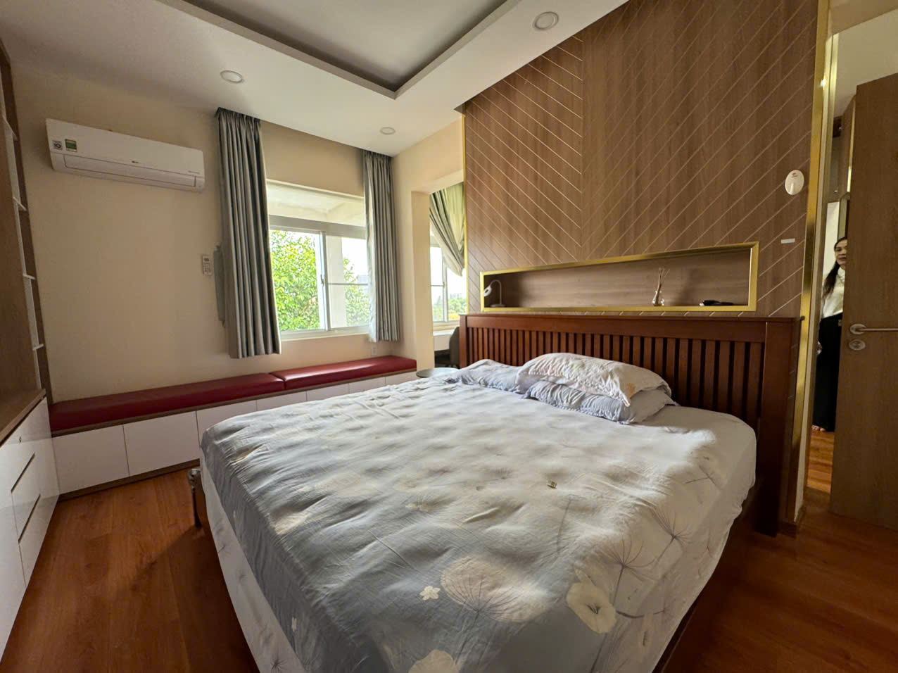 My Tu Phu My Hung penthouse apartment for rent, District 7 has 3 bedrooms with fully furnished private elevator 12