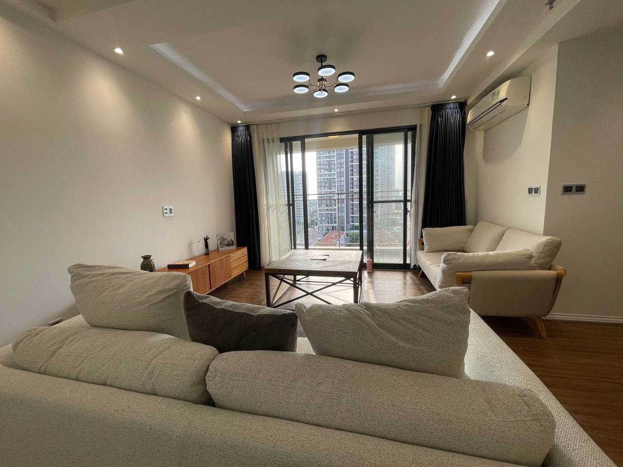 Apartment for sale in Nam Phuc, Phu My Hung, District 7 with 3 bedrooms, beautiful house, new high-class furniture