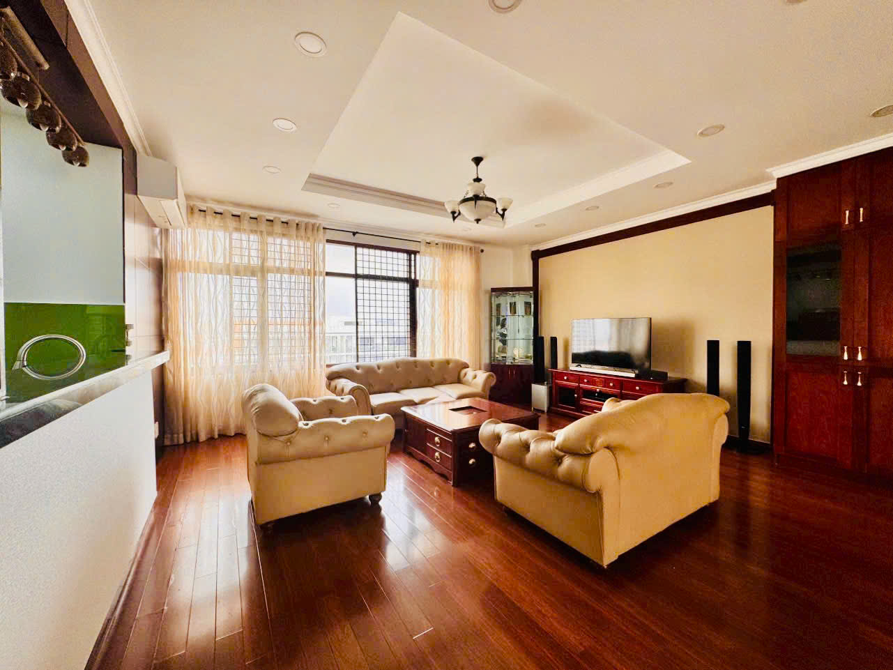 Selling or renting Panorama Phu My Hung apartment, District 7 with 2 bedrooms, river view, canal – 143m2 3