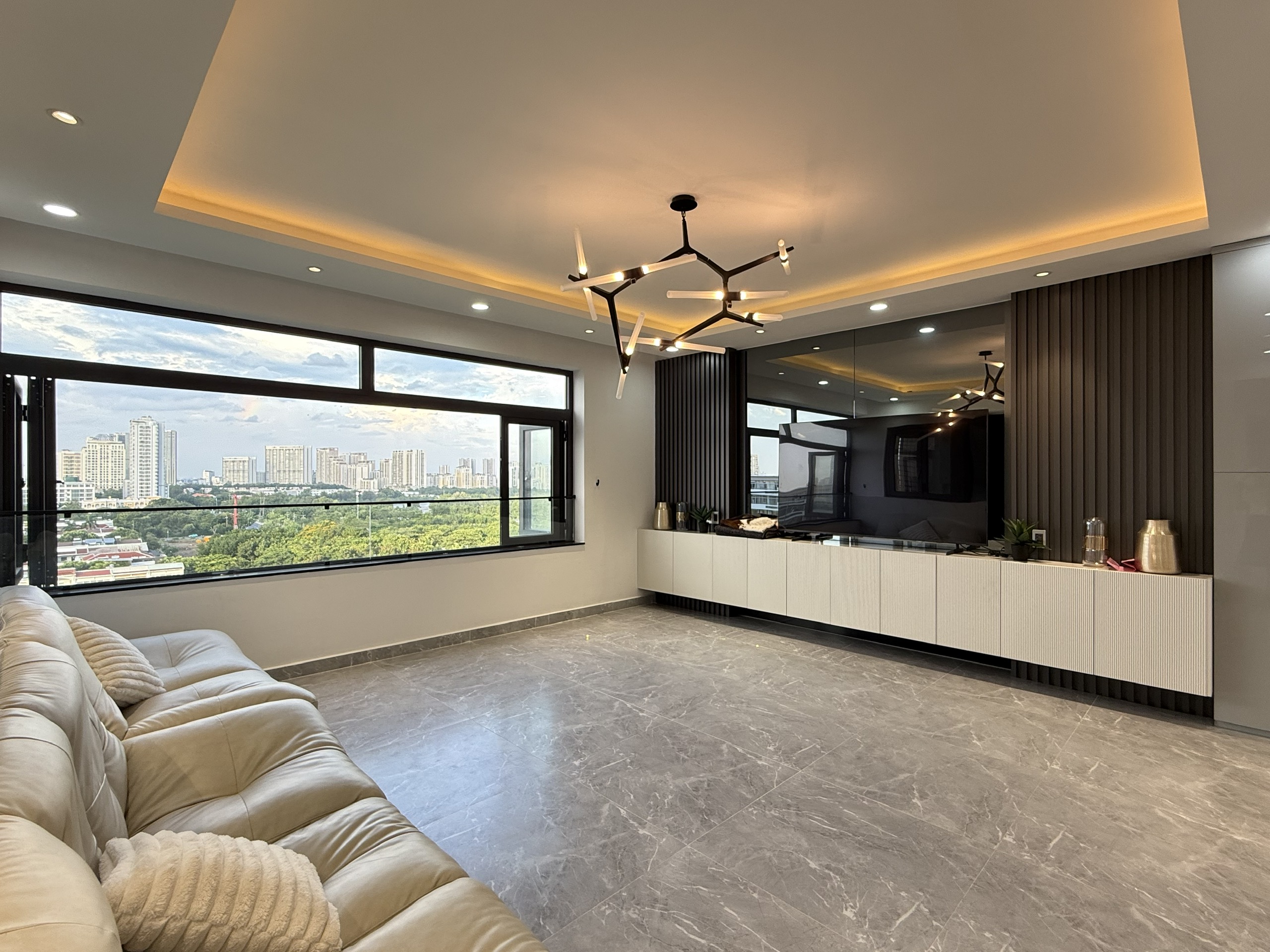 Cho thuê căn hộ The Panorama Phú Mỹ Hưng thiết kế 3 phòng ngủ view sông lầu 11 – 146m2
