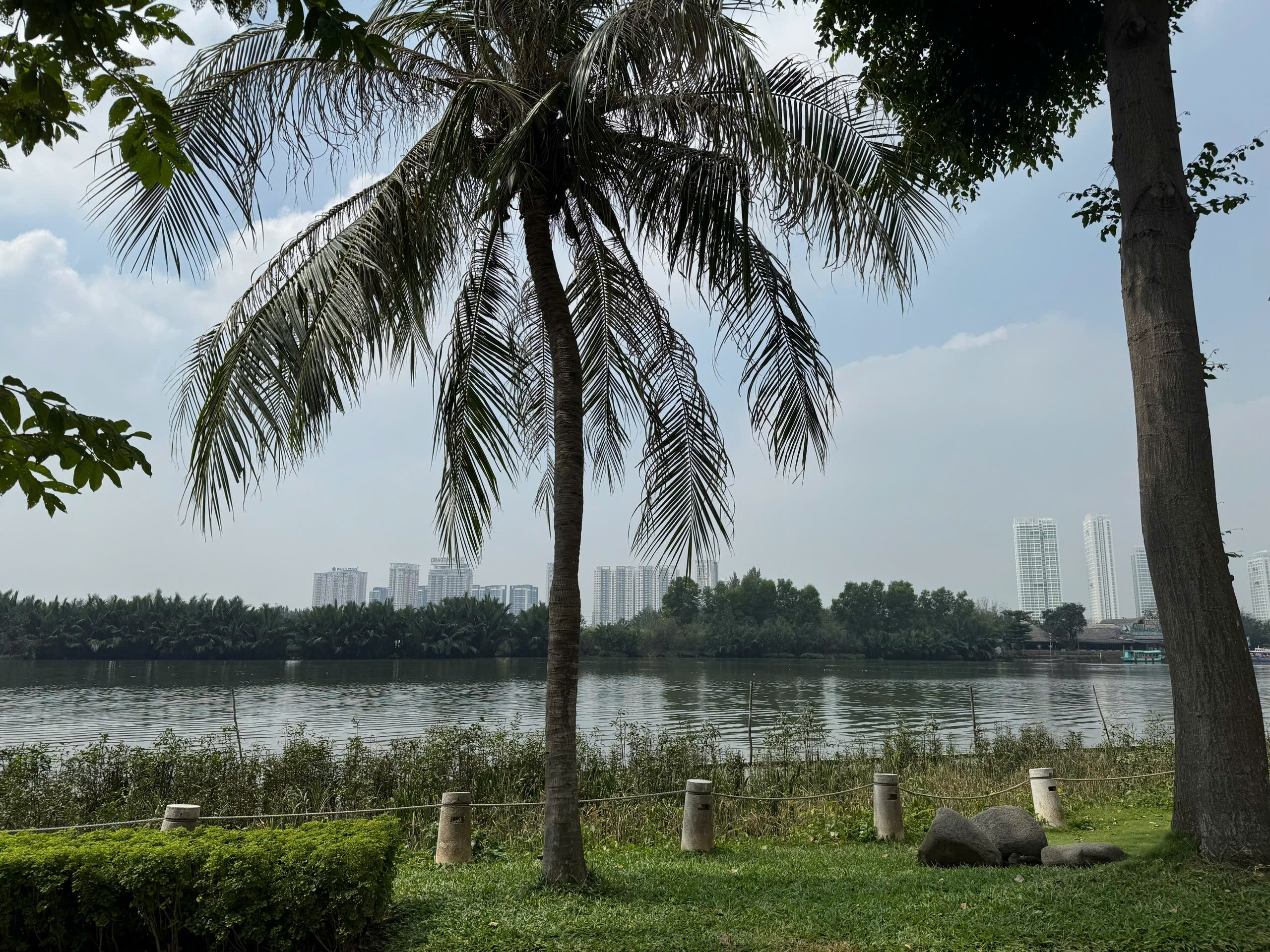 Panorama Phu My Hung apartment for sale, District 7 has 3 bedrooms, basic furniture on the high floor, river view 3