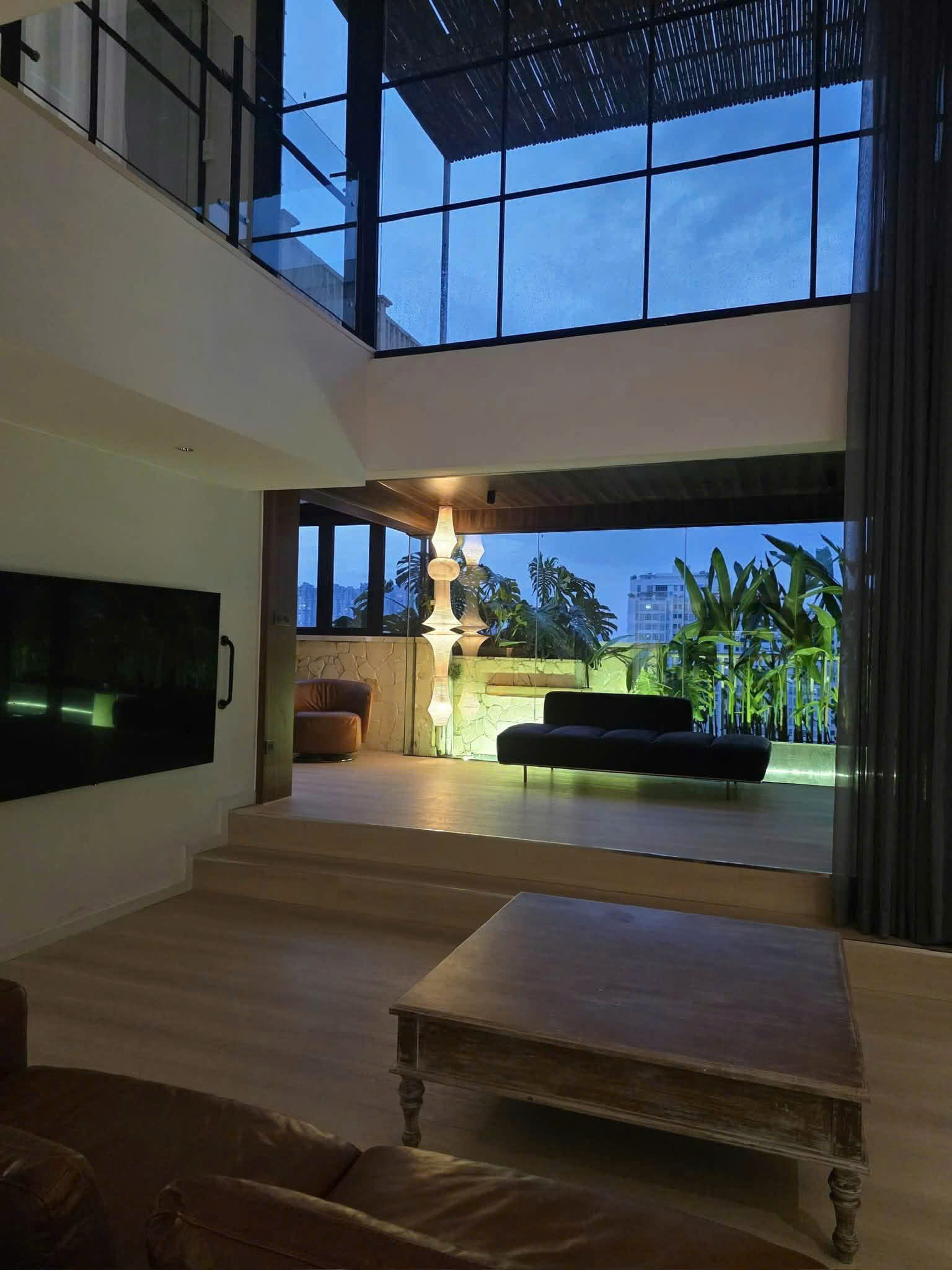 Bán hoặc cho thuê penthouse Sky Garden 2 Phú Mỹ Hưng thiết kế 4 phòng ngủ 3 sân vườn – 400m2 18