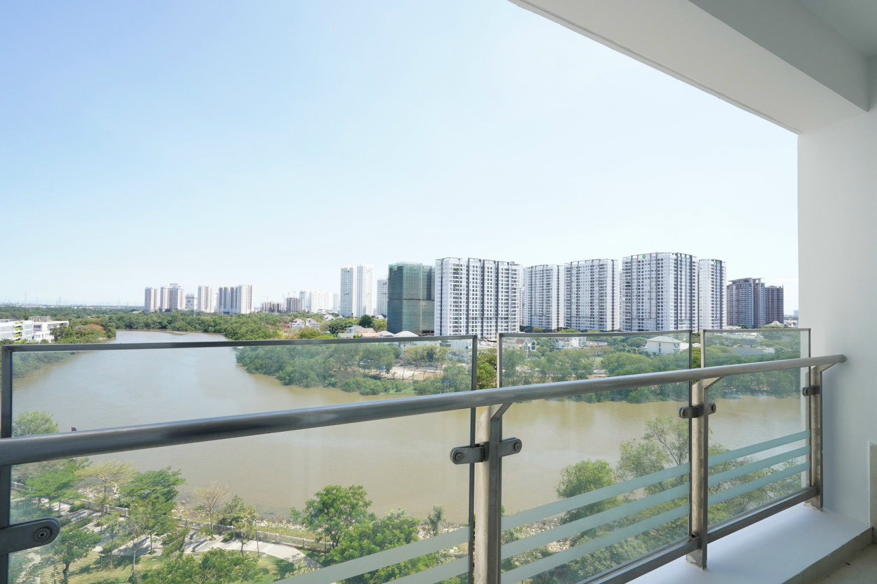 Riverpark Phu My Hung apartment for rent, District 7 has 3 bedrooms river view 8
