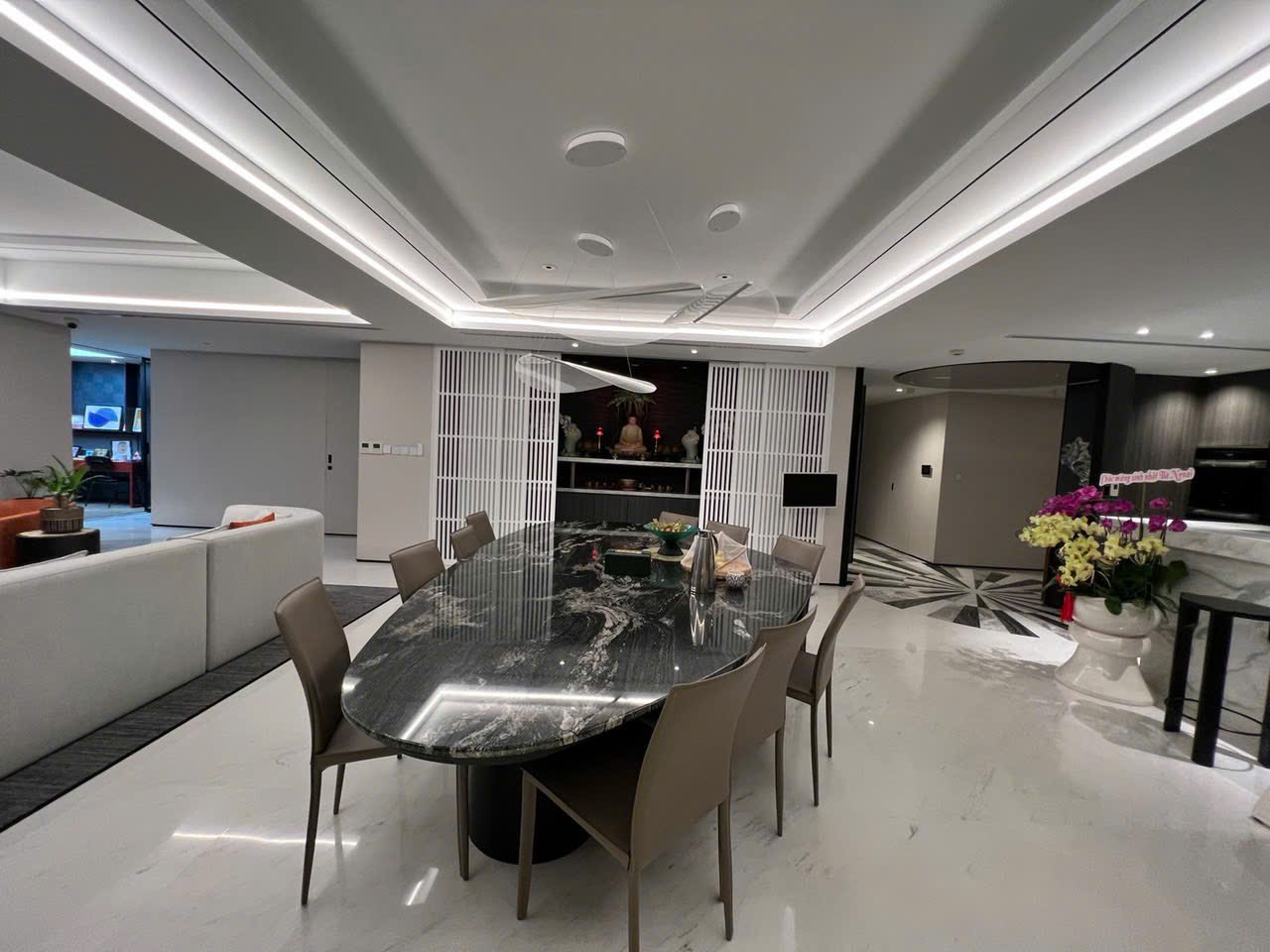 Riverpark Premier Phu My Hung apartment for rent, District 7 with 4 bedrooms, 2 parking spaces – 260m2 3