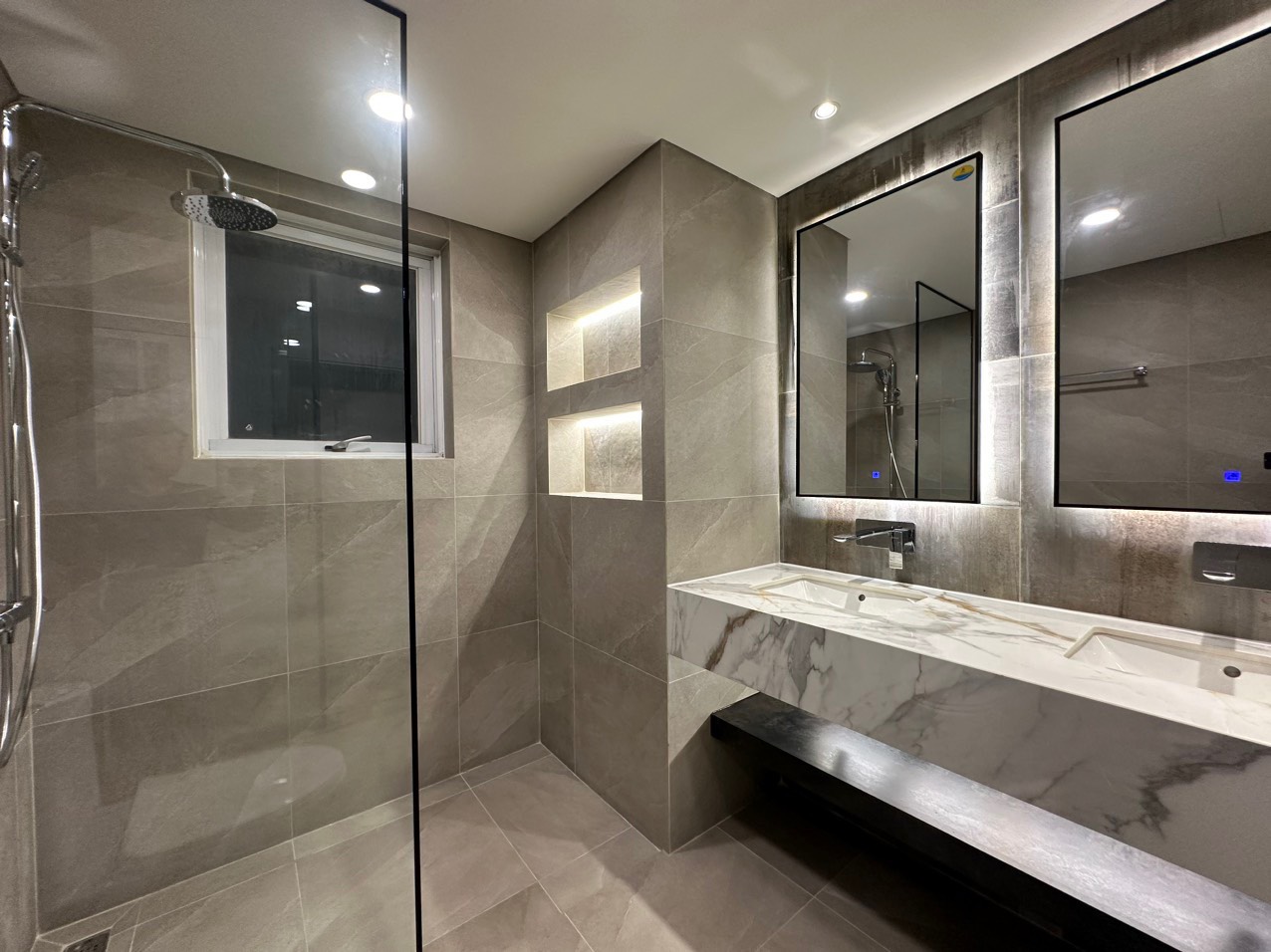Riverside Residence Phu My Hung luxury apartment for rent, District 7 with 3 bedrooms with river view 17