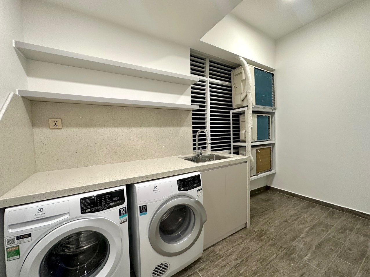Riverside Residence Phu My Hung luxury apartment for rent, District 7 with 3 bedrooms with river view 9