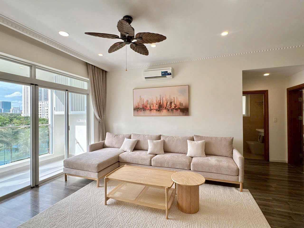 Selling or renting Riverside Residence Phu My Hung apartment with 3 bedrooms river view – 130m2