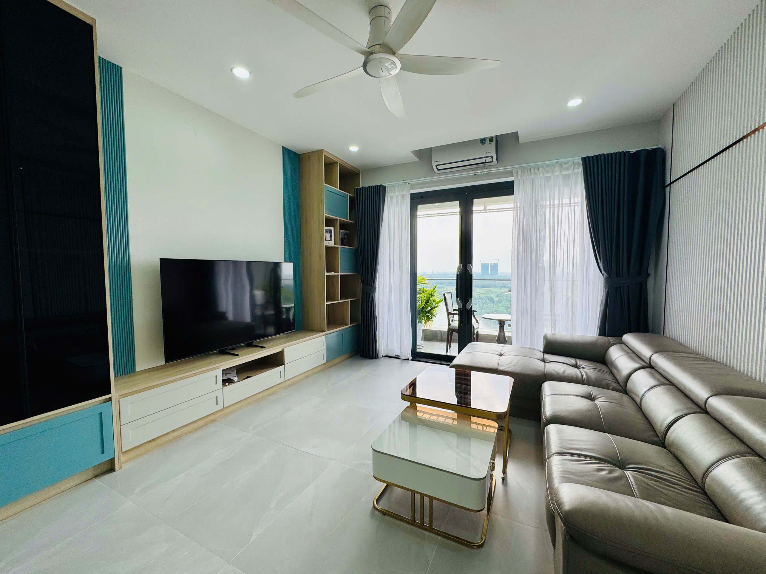 Bán hoặc cho thuê căn hộ Riverside Residence Phú Mỹ Hưng, Quận 7 có 4 phòng ngủ, view sông – 130m2