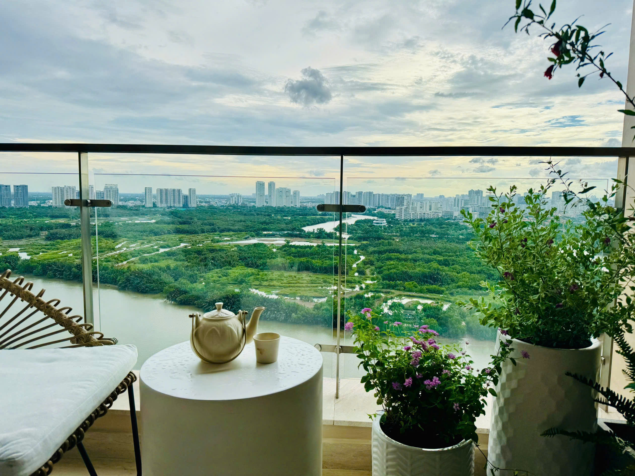 Riverside Residence Phu My Hung apartment for sale with 3 bedrooms with high-class furniture, river view – 146m2 15