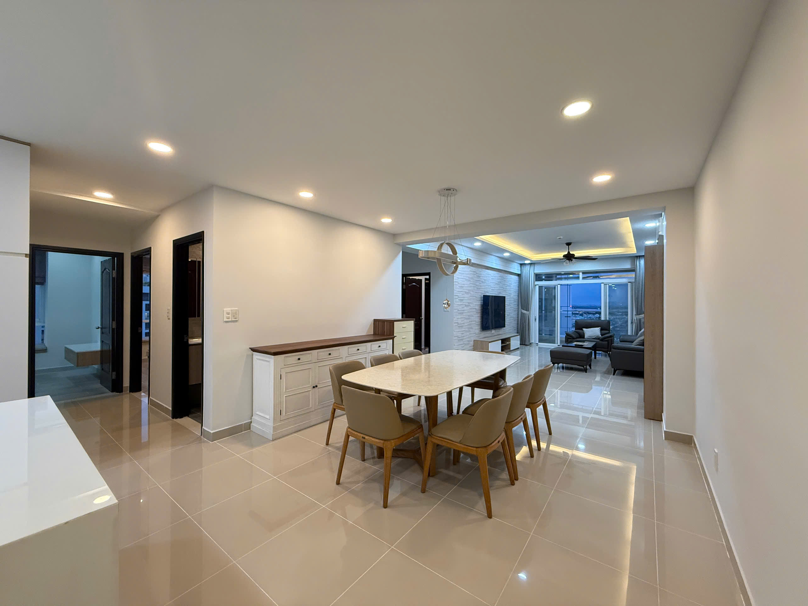 Selling or renting Riverside Residence Phu My Hung apartment with 3 bedrooms river view – 146m2 14