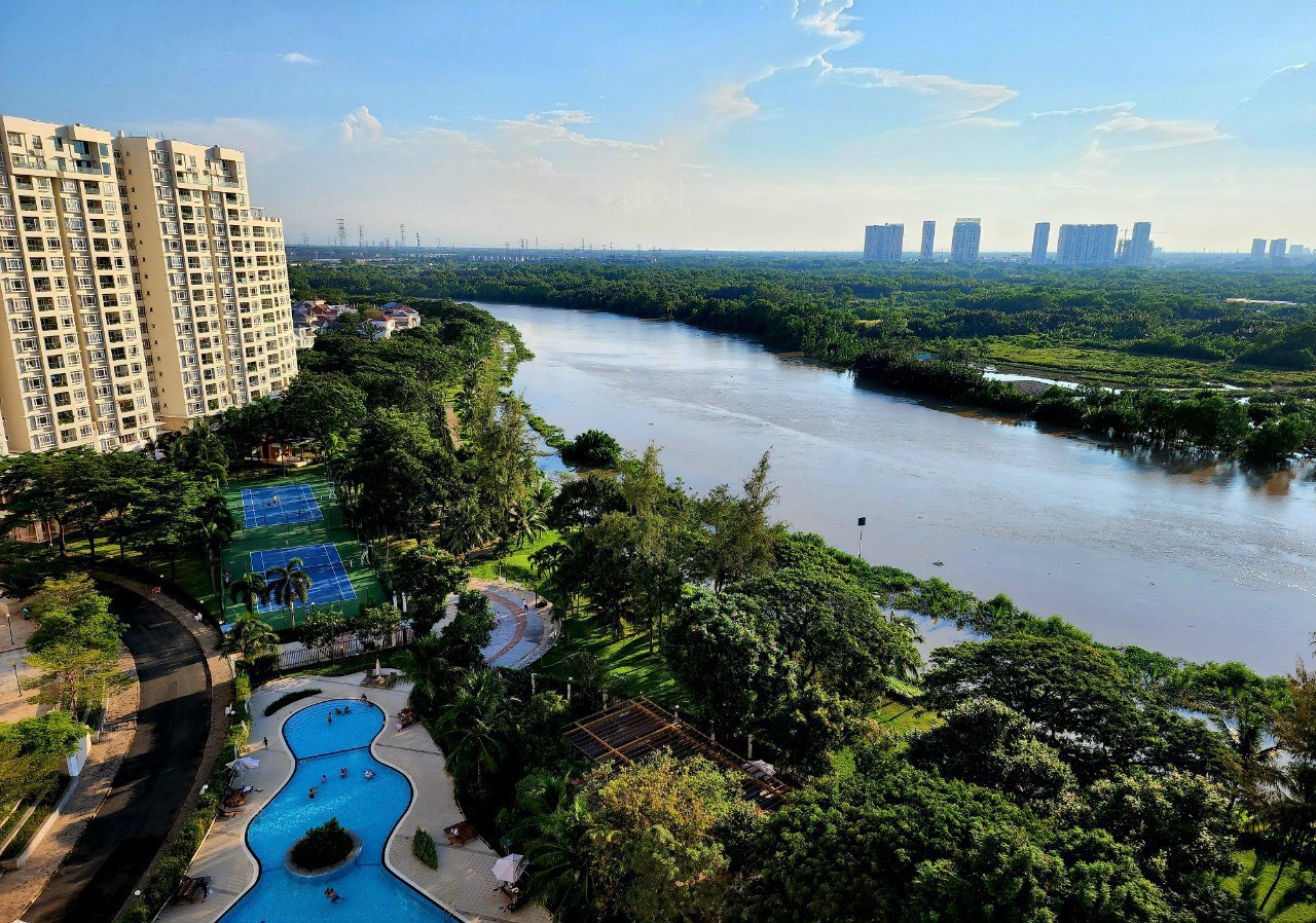 Riverside Residence Phu My Hung apartment for sale, District 7 has 3 bedrooms river view 8