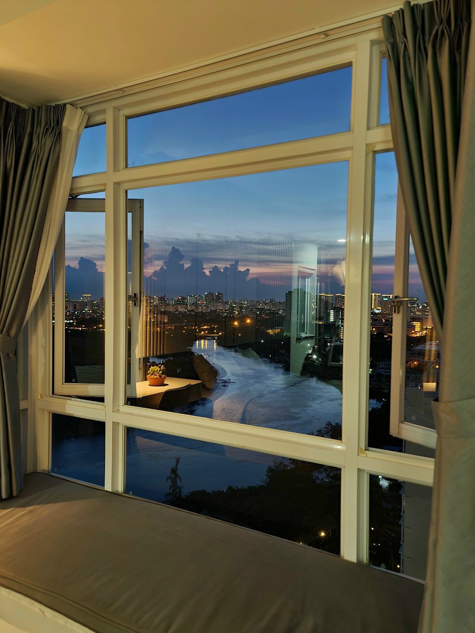 Riverside Residence Phu My Hung apartment for sale, District 7 has 3 bedrooms river view 5