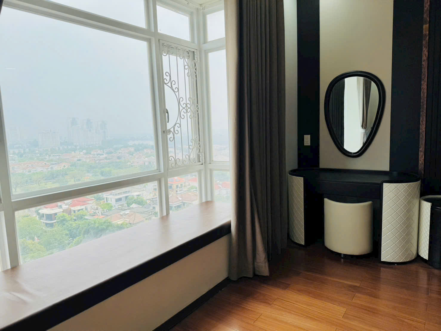 Riverside Residence Phu My Hung apartment for sale or lease, District 7 with 4 bedrooms, river view, 2 car parking spaces – 192m2 2