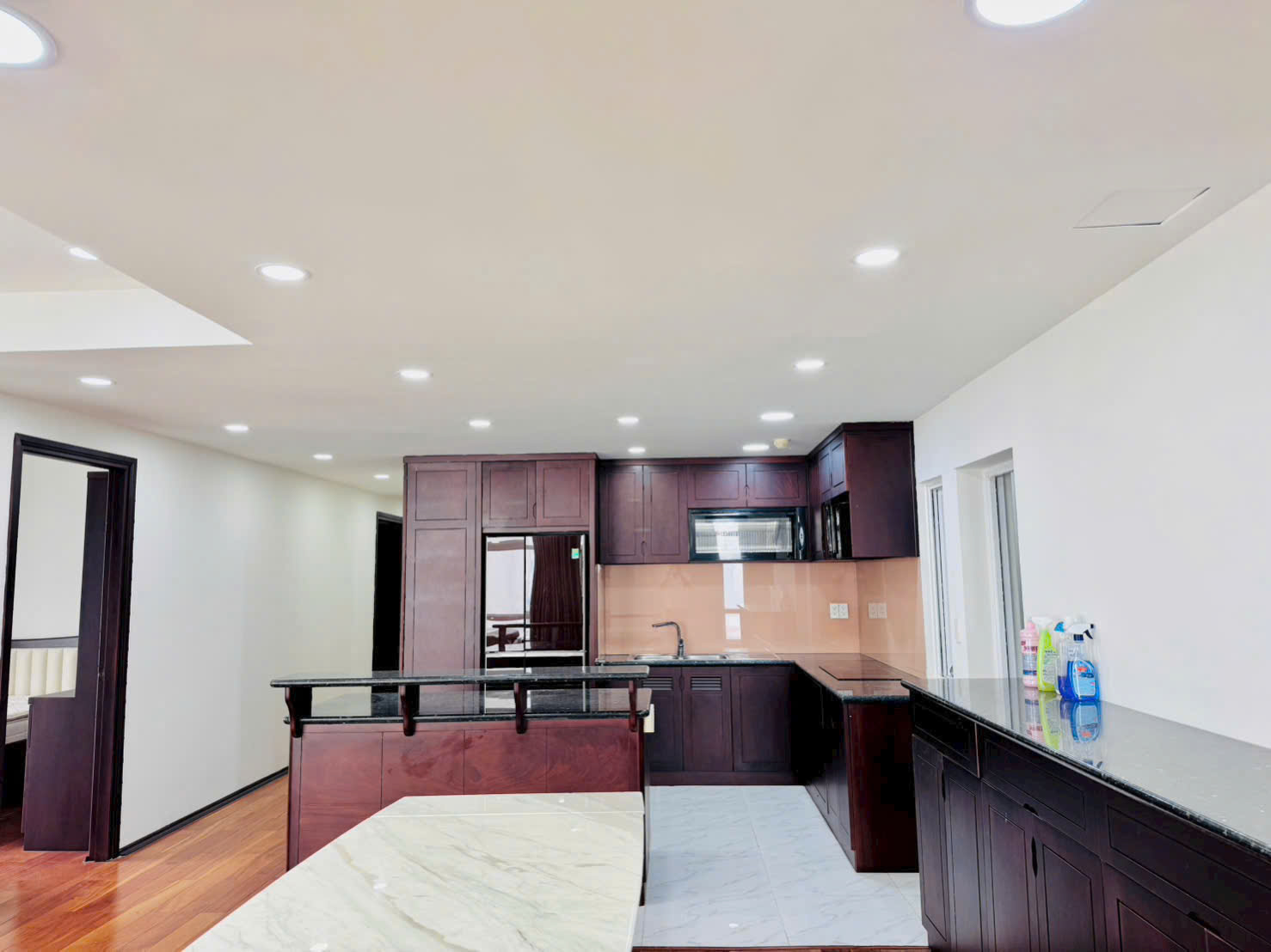 Riverside Residence Phu My Hung apartment for sale or lease, District 7 with 4 bedrooms, river view, 2 car parking spaces – 192m2 1