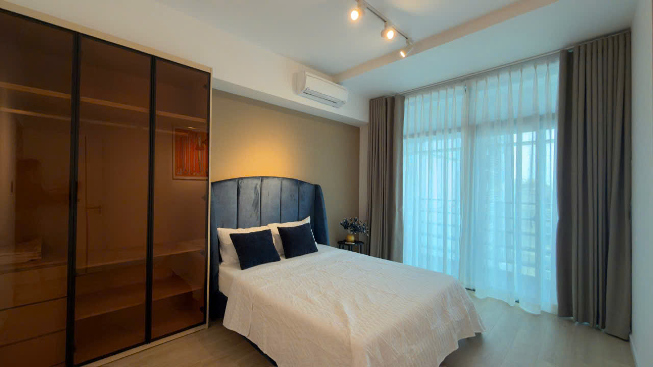 Selling or renting an apartment in Sailing Tower District 1 with 2 bedrooms with a direct view of Notre Dame Cathedral – 104m2 14