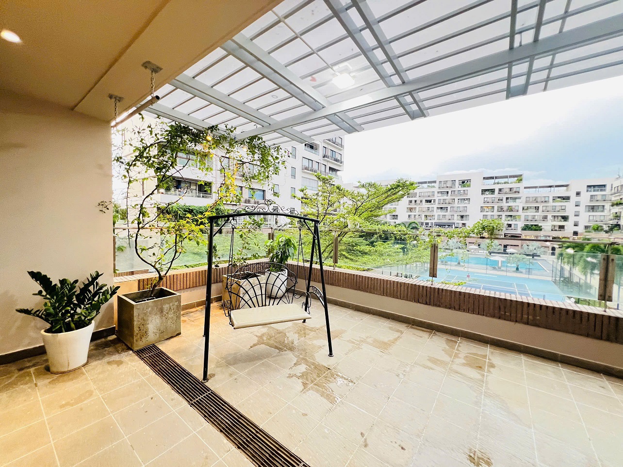Panorama garden apartment for rent in Phu My Hung designed 3 bedrooms with new interior on the 3rd floor – 197m2 2