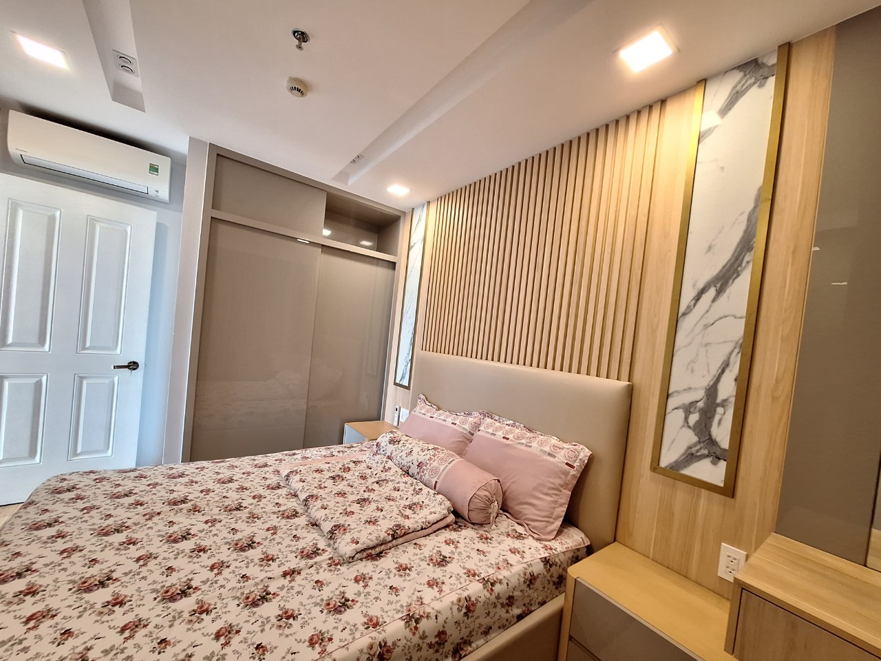 Scenic Valley Phu My Hung apartment for rent, District 7 high floor with 3 bedrooms 2