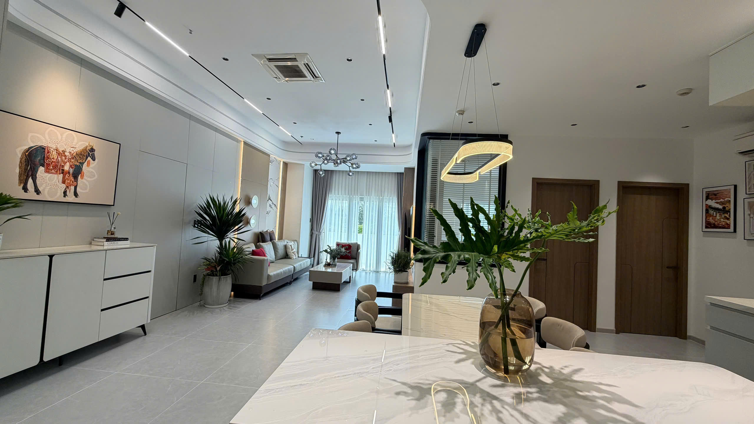 Scenic Valley Phu My Hung apartment for sale, 3 bedrooms, high-class furniture, block B, low floor – 130m2 6