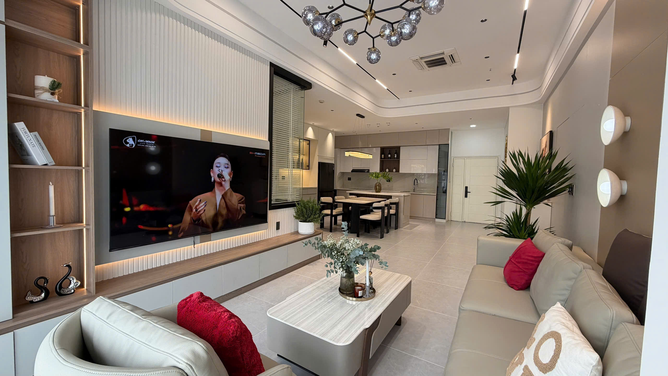 Scenic Valley Phu My Hung apartment for sale, 3 bedrooms, high-class furniture, block B, low floor – 130m2 4