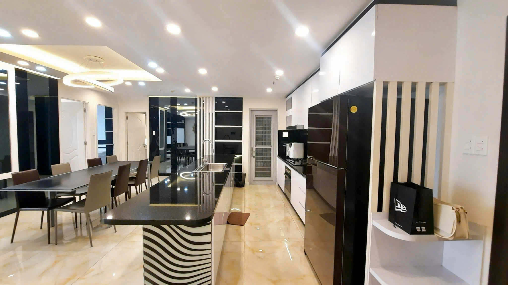 Apartment for rent in Scenic Valley Phu My Hung, District 7 with 3 bedrooms, river view, golf course – 133m2 9