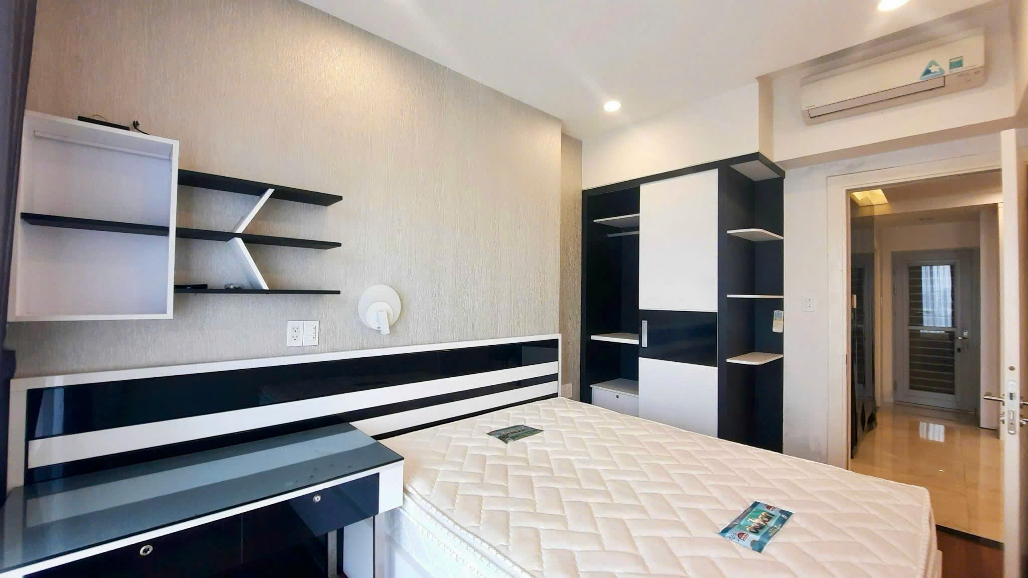 Apartment for rent in Scenic Valley Phu My Hung, District 7 with 3 bedrooms, river view, golf course – 133m2 3