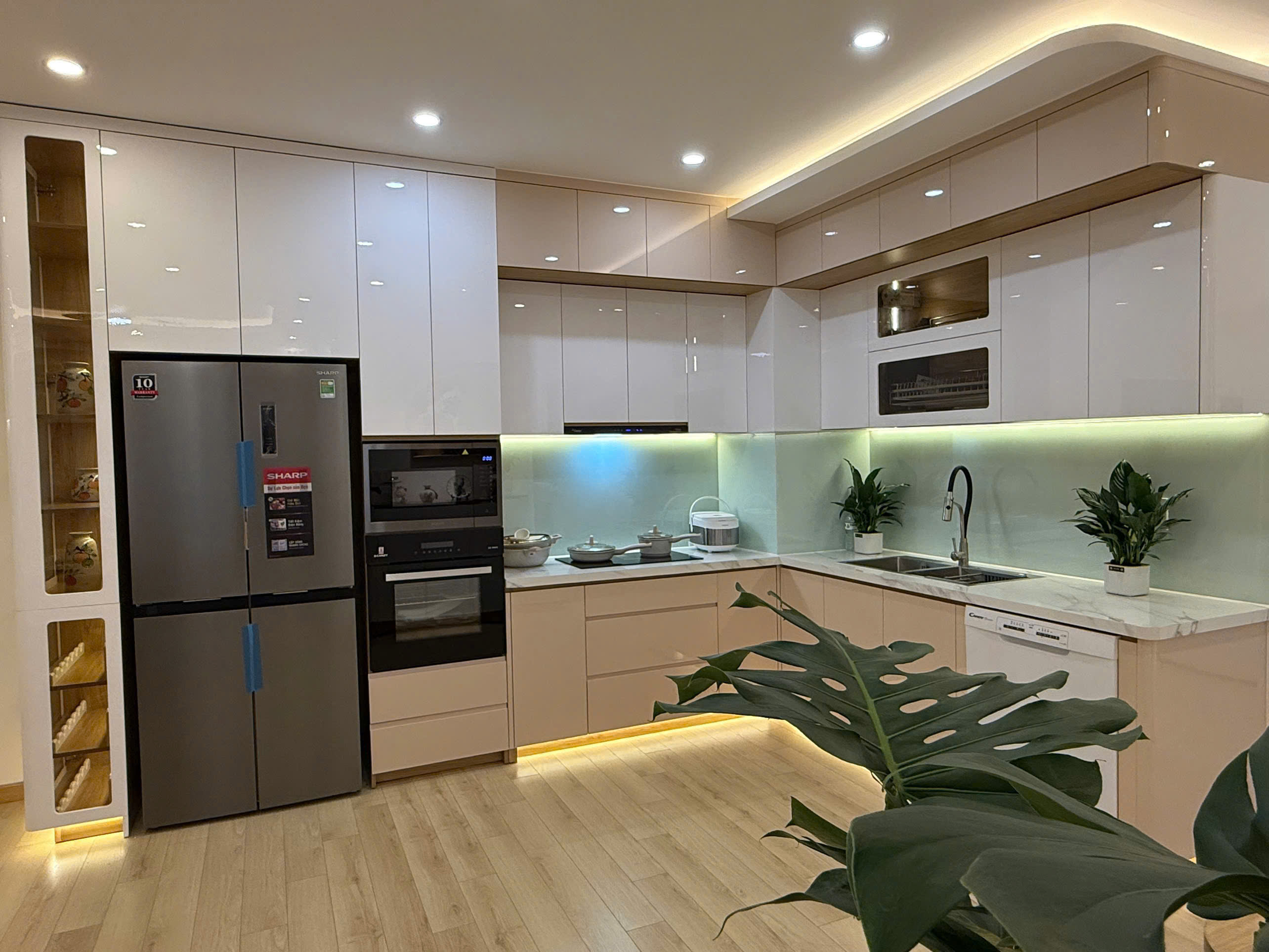 Sky Garden 1 Phu My Hung apartment for sale, District 7, new house with 3 bedrooms with park view 4