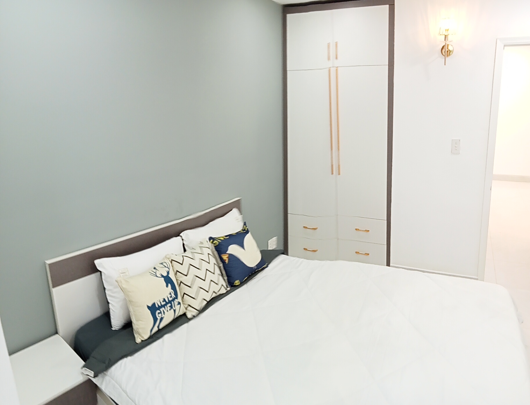 Sky Garden 3 Phu My Hung apartment for sale, District 7 has 3 bedrooms, garden, river view 6