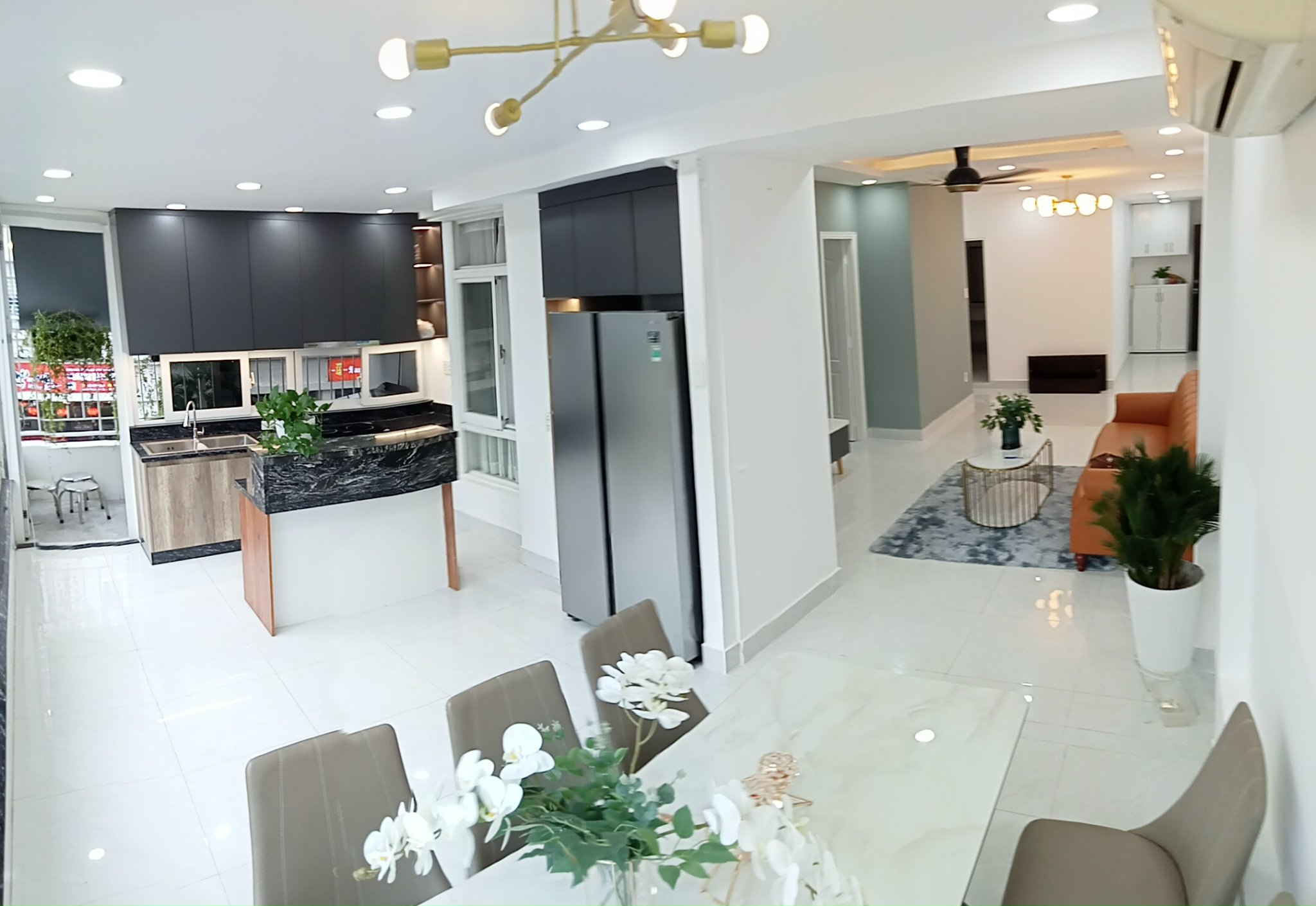 Sky Garden 3 Phu My Hung apartment for sale, District 7 has 3 bedrooms, garden, river view 4