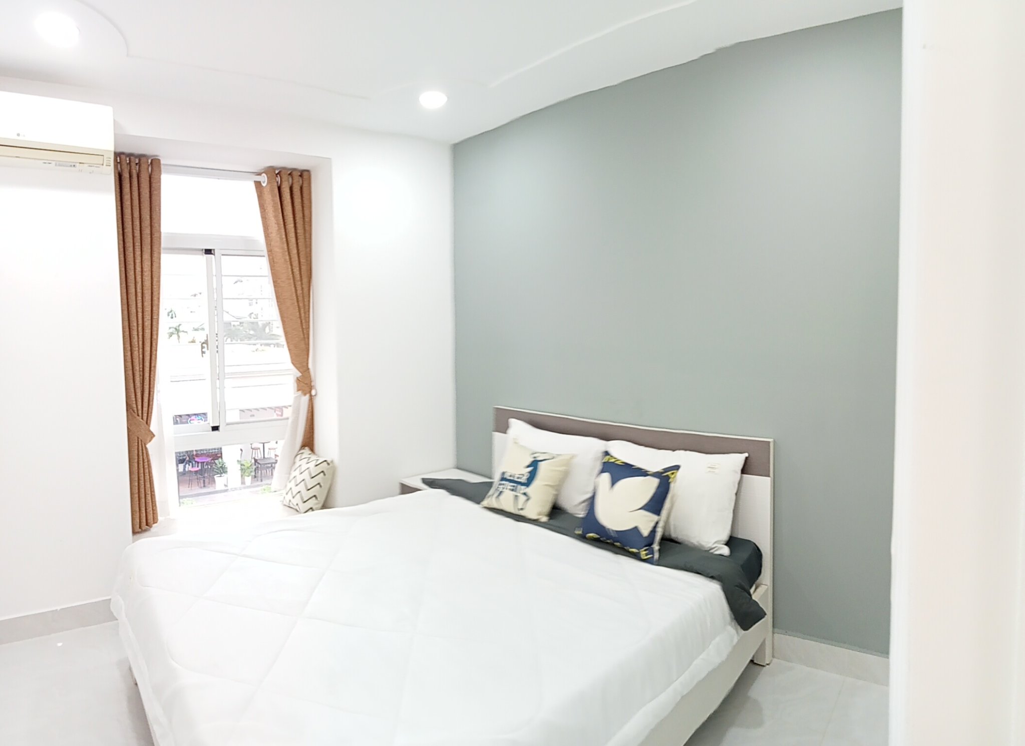 Sky Garden 3 Phu My Hung apartment for sale, District 7 has 3 bedrooms, garden, river view 2