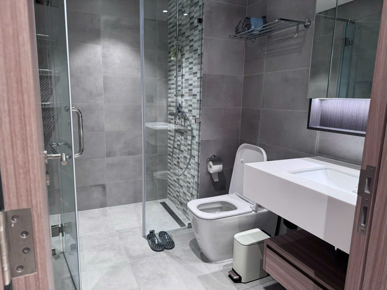 Selling or renting The Horizon Phu My Hung apartment, District 7 with 3 bedrooms with high-class furniture – 115m2 9