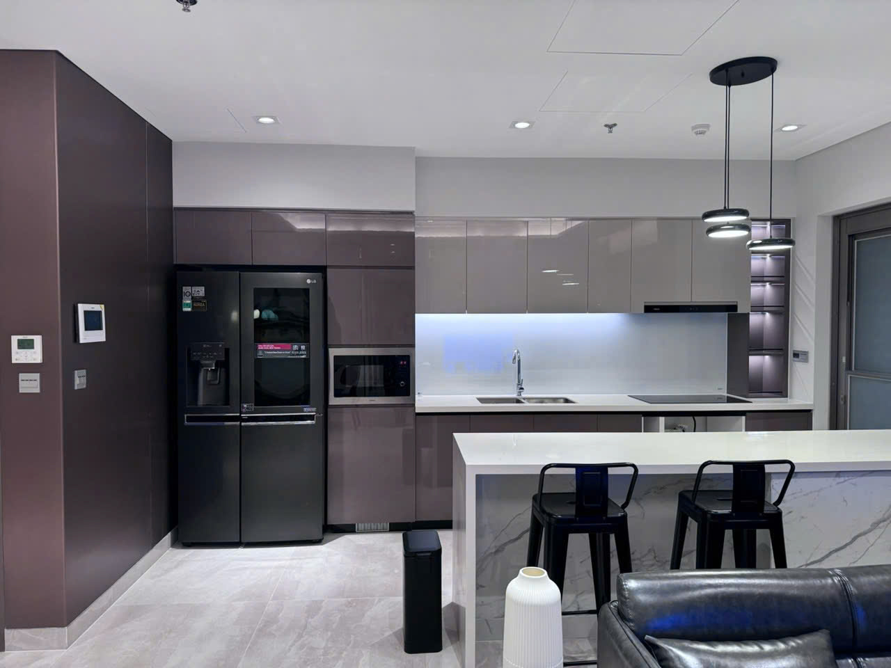 Selling or renting The Horizon Phu My Hung apartment, District 7 with 3 bedrooms with high-class furniture – 115m2 5