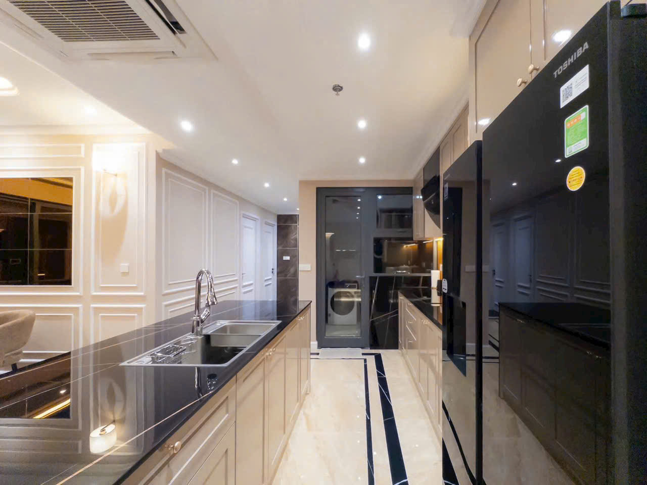 Cho thuê căn hộ The Infiniti Riviera Point Quận 7 thiết kế 3 phòng ngủ – 135m2 1