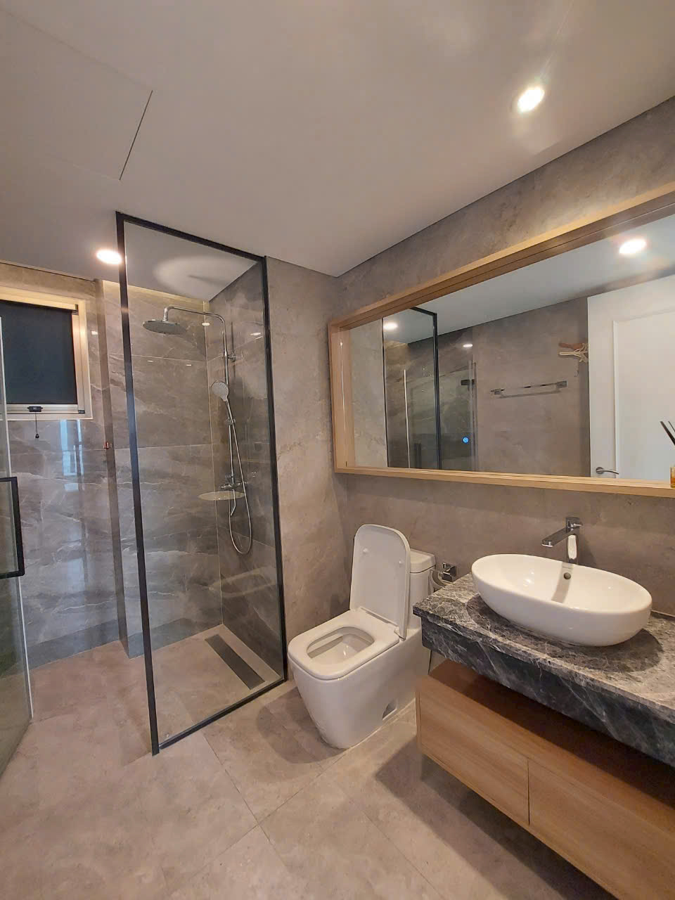 Selling or renting The Peak Midtown Phu My Hung apartment, District 7 with 4 bedrooms, pink book 11