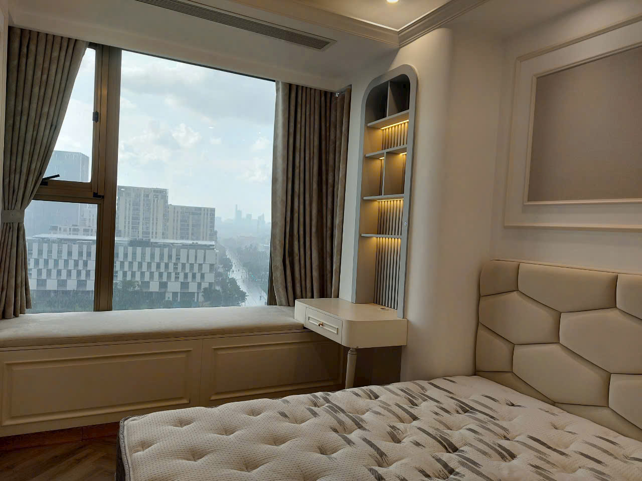 Selling or renting The Peak Midtown Phu My Hung apartment, District 7 with 4 bedrooms, pink book 9
