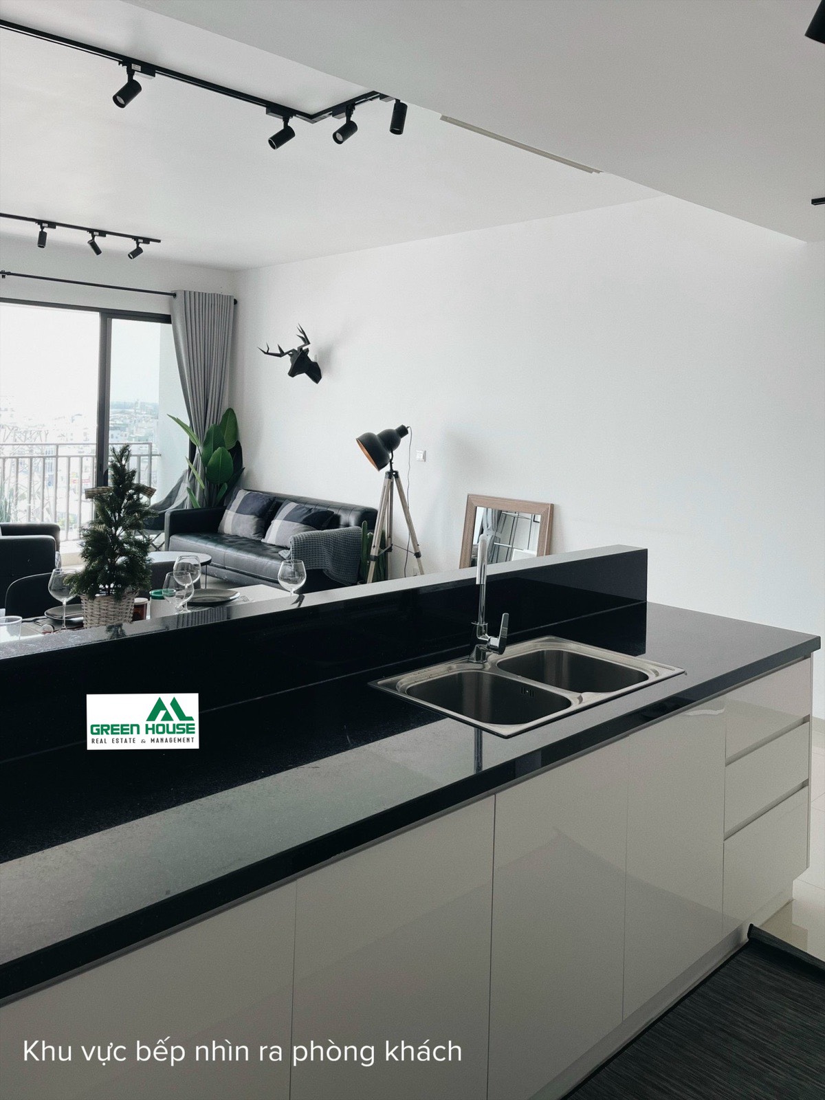 The View Riviera Point Apartment For Sale - District 7 11