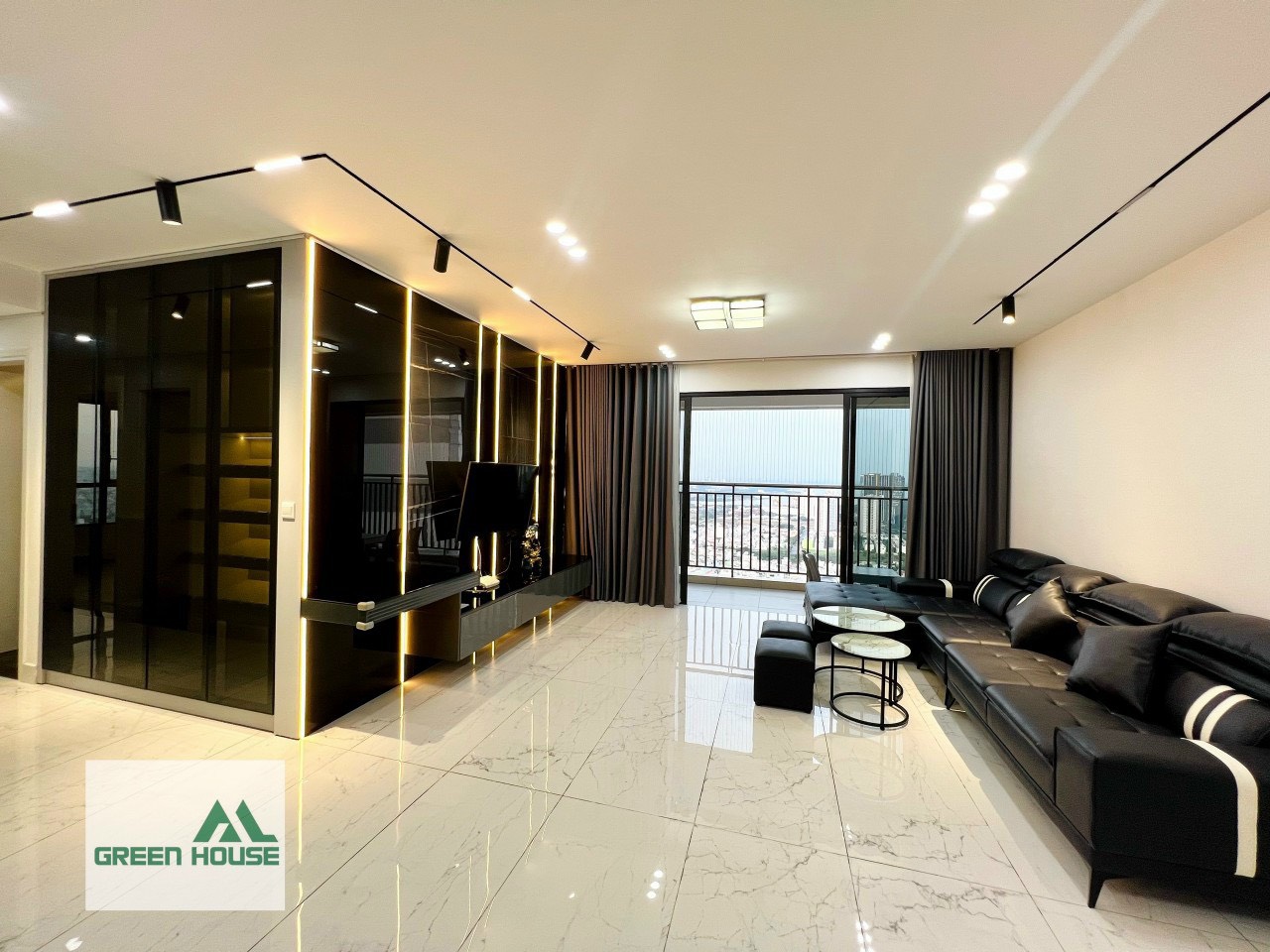 The View Riviera Point apartment for rent in District 7 beautiful house with high-class furniture