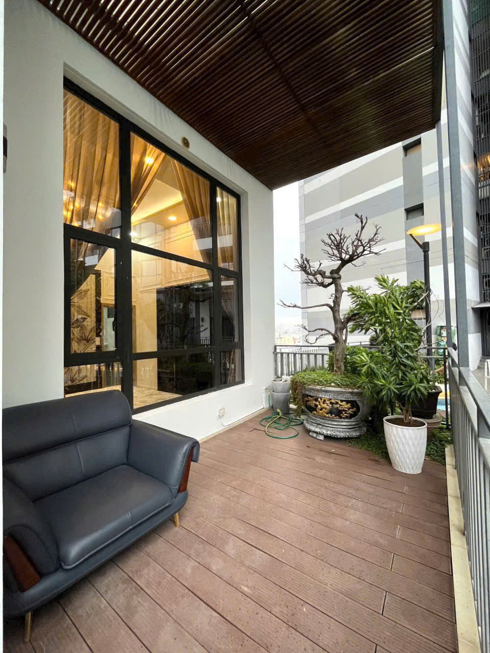 The View Riviera Point apartment for sale, District 7 has 4 bedrooms + 3 mezzanine with high-class furniture – 197m2 12