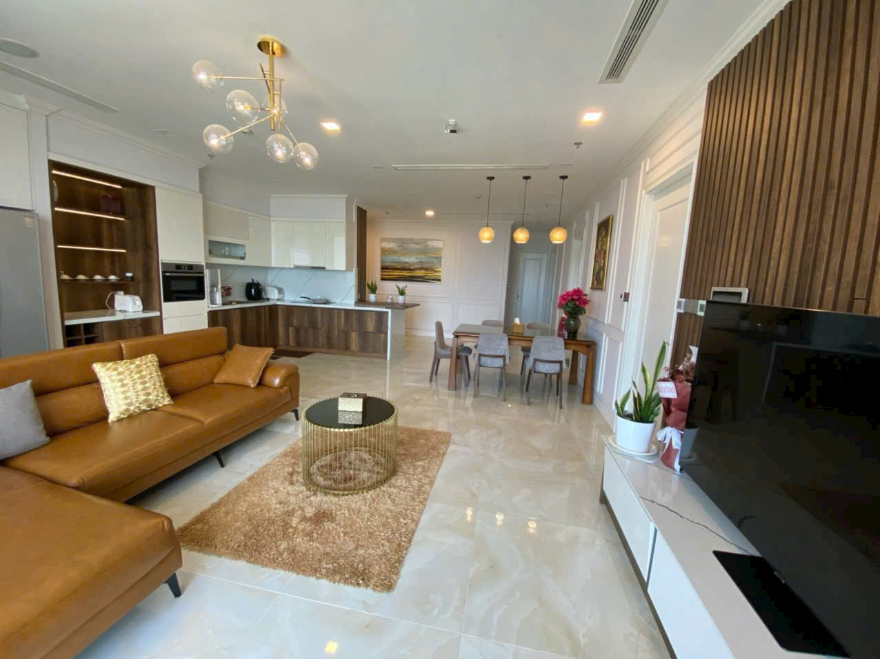 Vinhomes Golden River Ba Son apartment for sale, District 1 with fireworks view, Marina building, 16th floor – 118m2