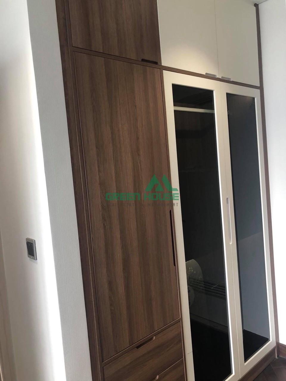Midtown Phu My Hung apartment for rent in District 7  8