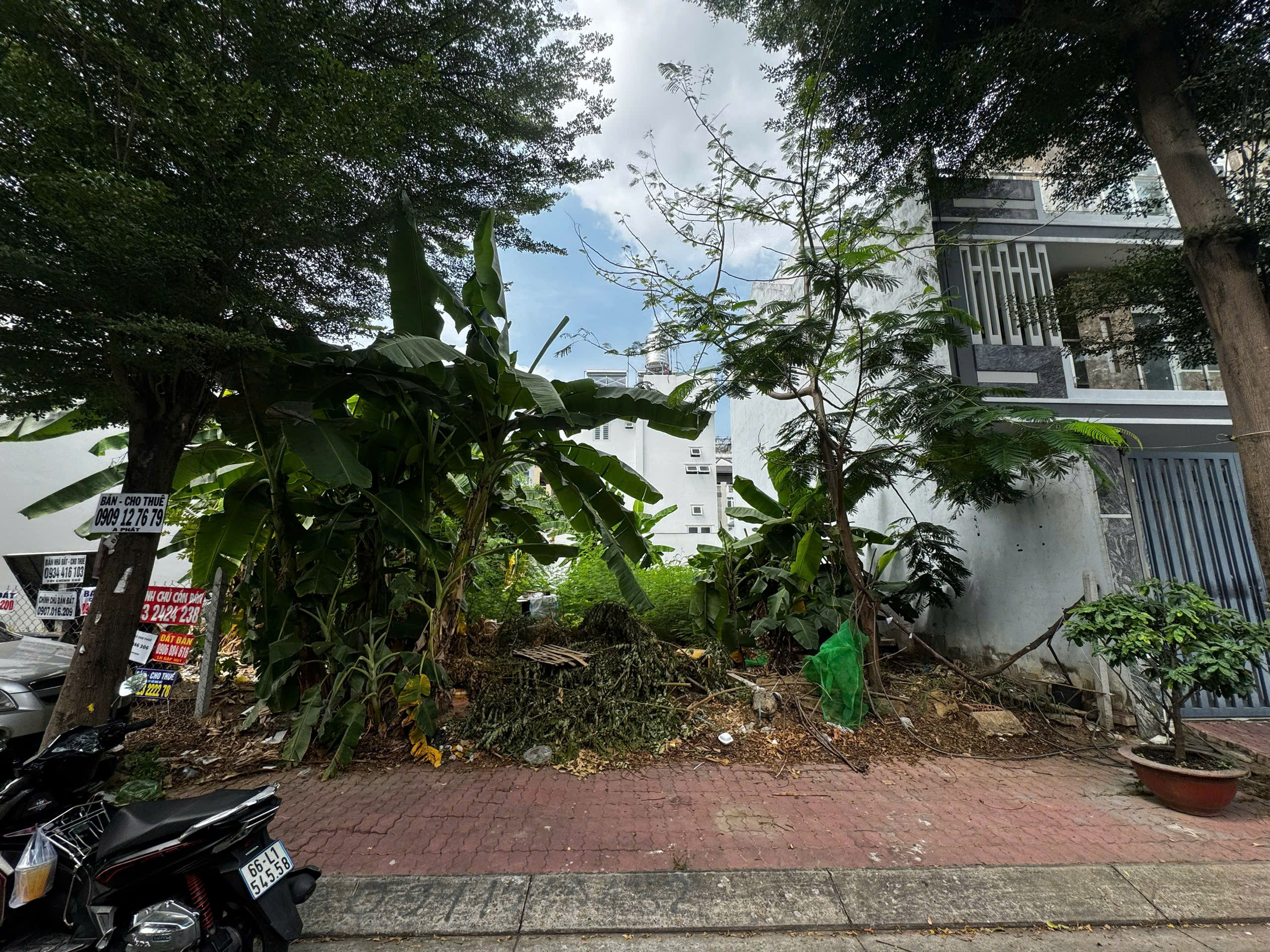 Bán đất biệt thự KDC Kim Sơn, Phường Tân Phong, Quận 7 mặt tiền đường số 5 khu dân trí cao – 200m2