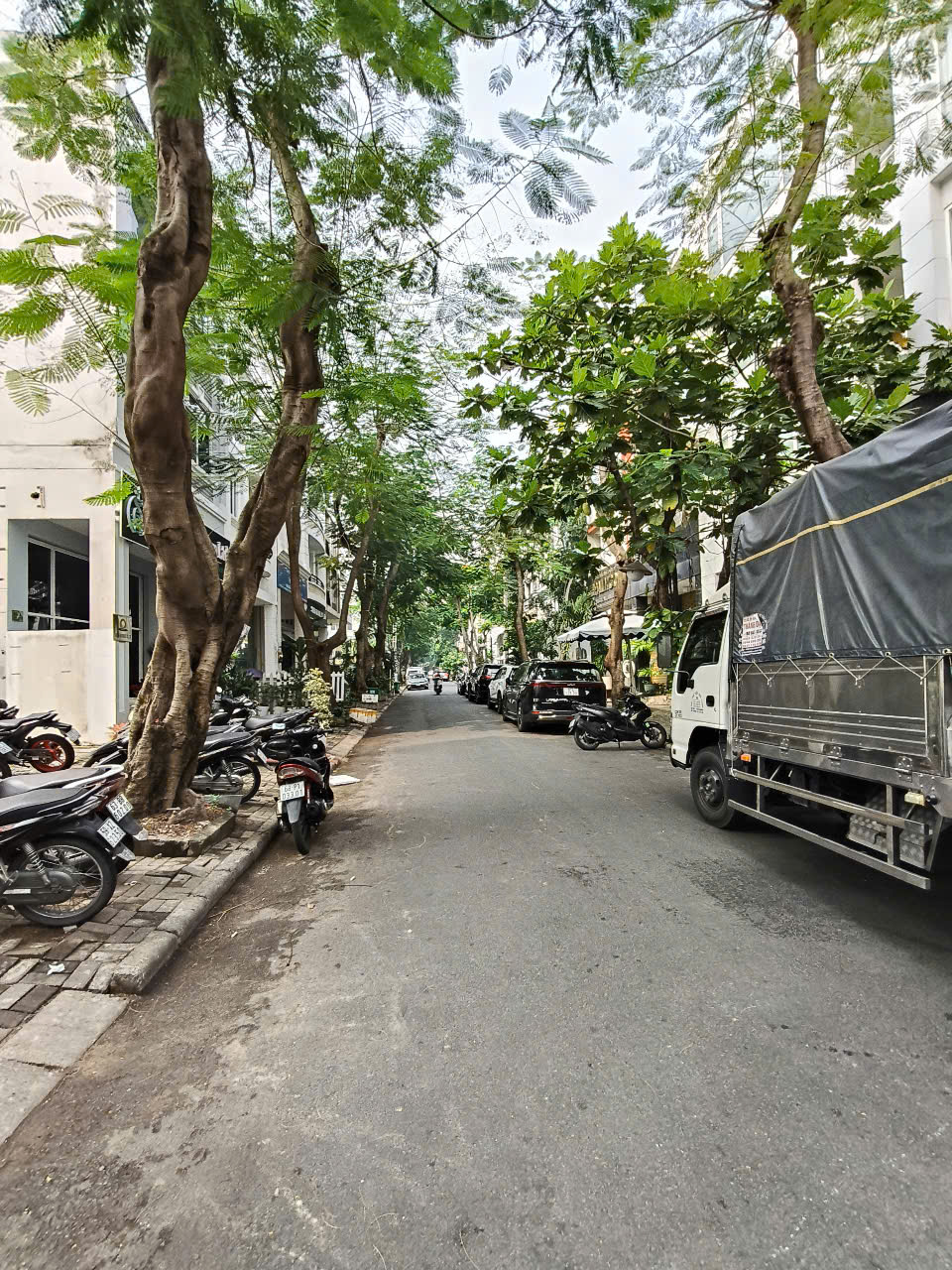 Land for sale in front of Hung Gia 1 Phu My Hung, District 7, 12m wide road, North 6