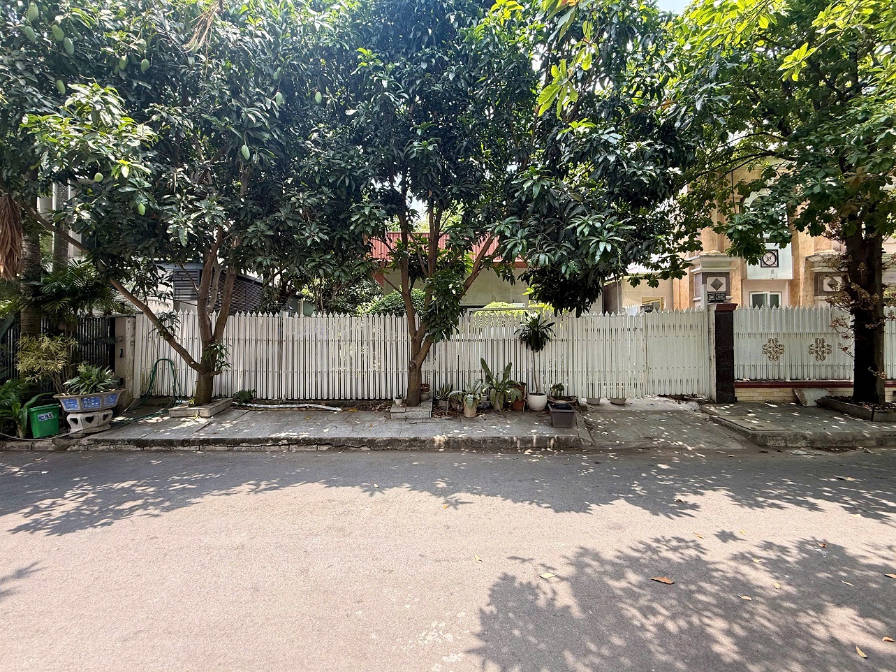Bán đất nền biệt thự đơn lập A33 Nam Thông 2 Phú Mỹ Hưng lô kế góc view công viên – 252m2
