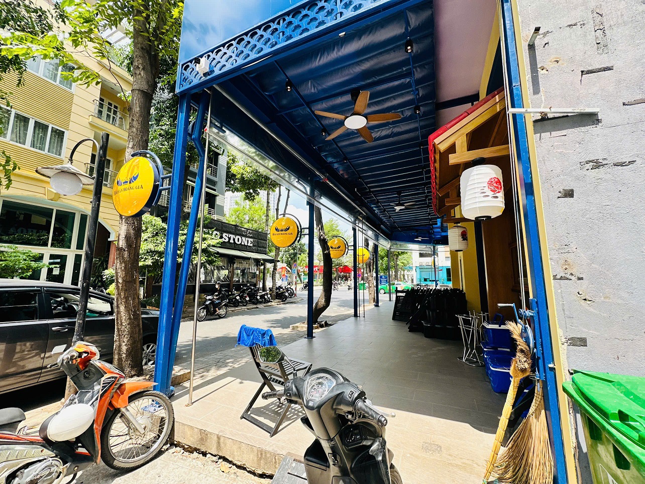 Land for sale in front of Hung Gia 4 Phu My Hung, District 7, lot R4-70, next to the corner of Pham Van Nghi street – 111m2 7