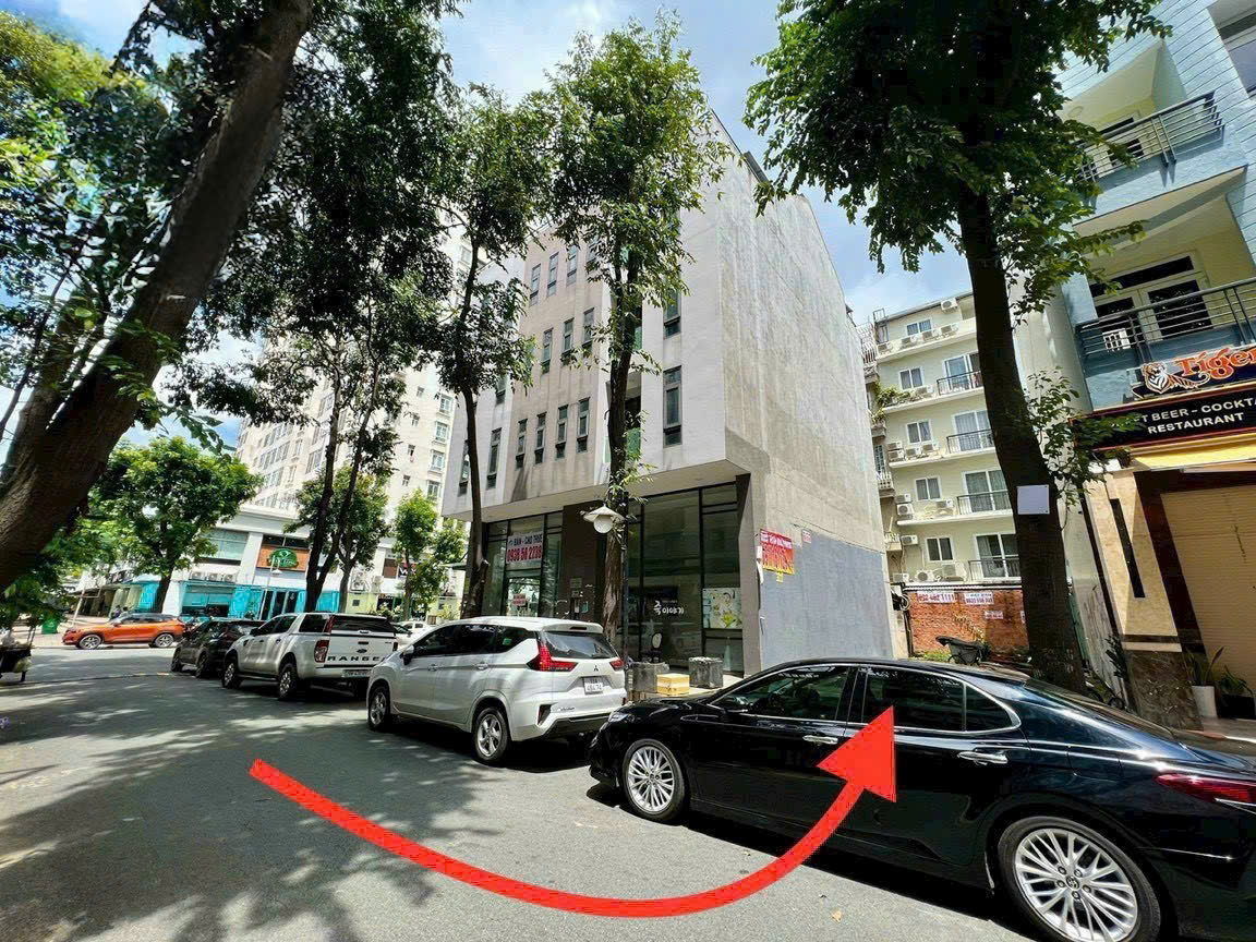 Land for sale in front of Hung Gia 4 Phu My Hung, District 7, lot R4-70, next to the corner of Pham Van Nghi street – 111m2 5