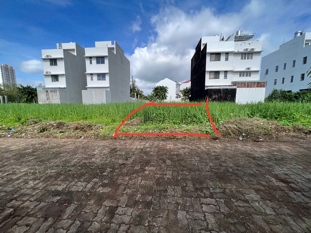 Land for sale in Duong Hong Residential Area, Nguyen Van Linh, Binh Chanh Street, No. 11, East – 100m2 2