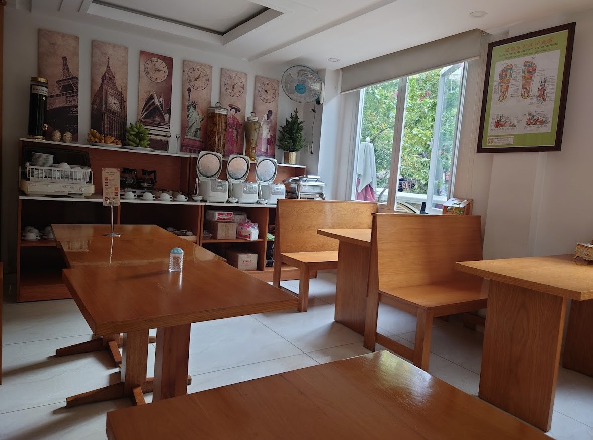 Diamond Hotel for sale, Tan Quy Ward, District 7, corner unit with 2 fronts 9