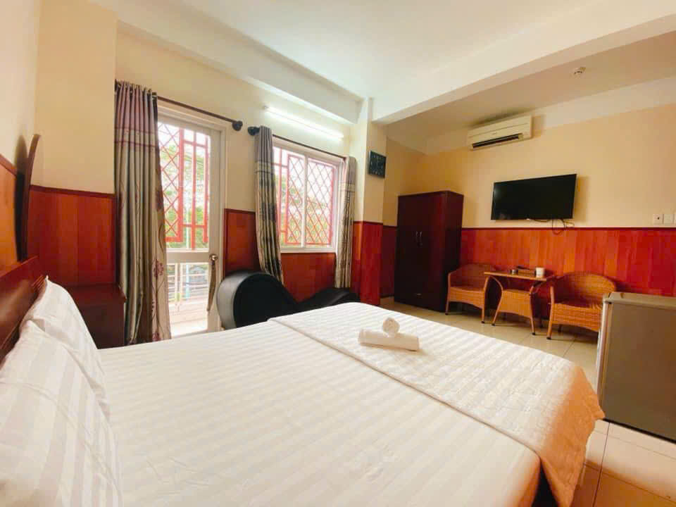 Selling or renting Nam Phuong Hoang Hau Hotel, Trung Son Residential Area, Binh Chanh has 2 frontages of 53 fully furnished rooms 6