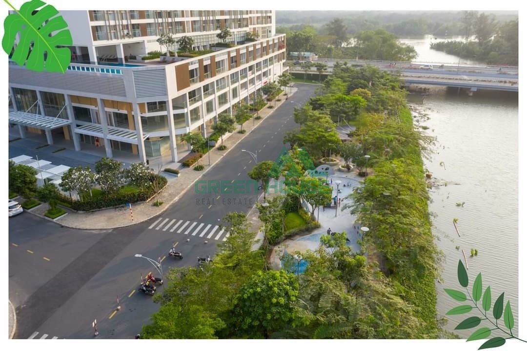 For Sale Midtown apartment in Phu My Hung - District 7- The Sale Price 5.1 billion vnd with car parking lot 1