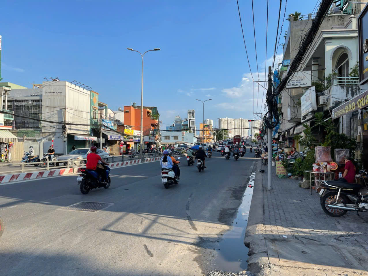 Bán nhà cấp 4 số 34 Phạm Hùng, Quận 8 nhà trống gần cầu Nguyễn Tri Phương tiện xây lại – 113.6m2 3