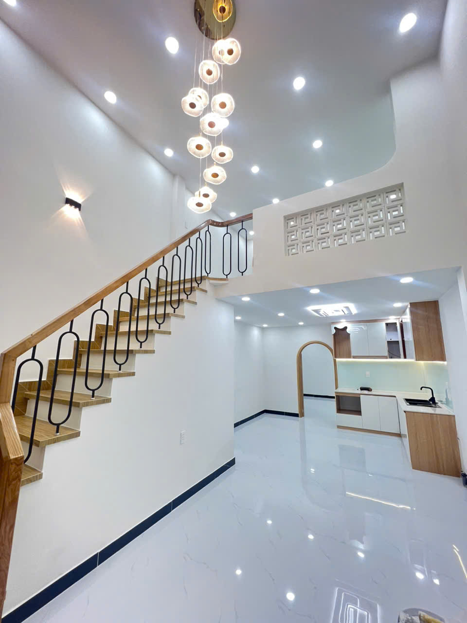 Bán nhà hẻm 1041 ngay KDC Him Lam, Quận 7 nhà mới xây trệt + lửng cách đường nhựa 20m – 52m2